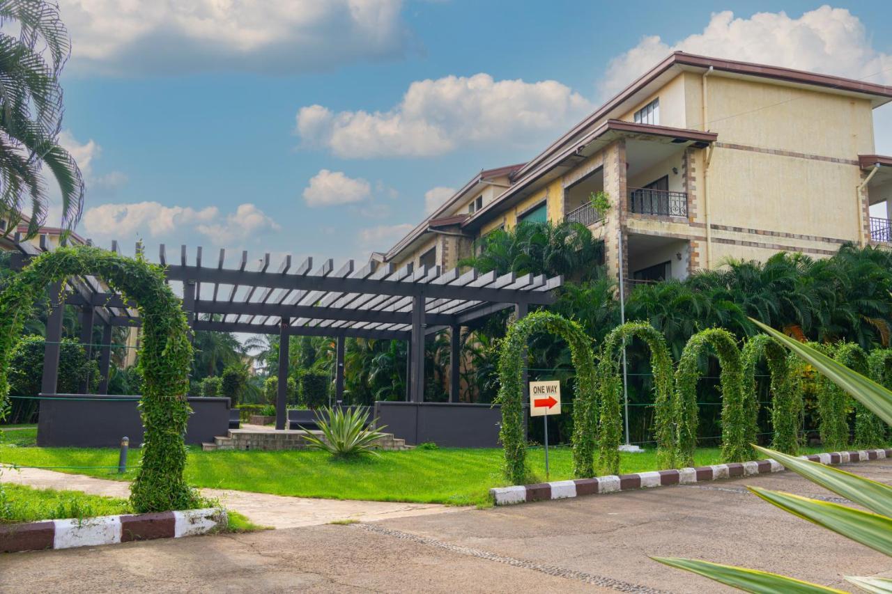 Discover Resorts - Karjat Buitenkant foto
